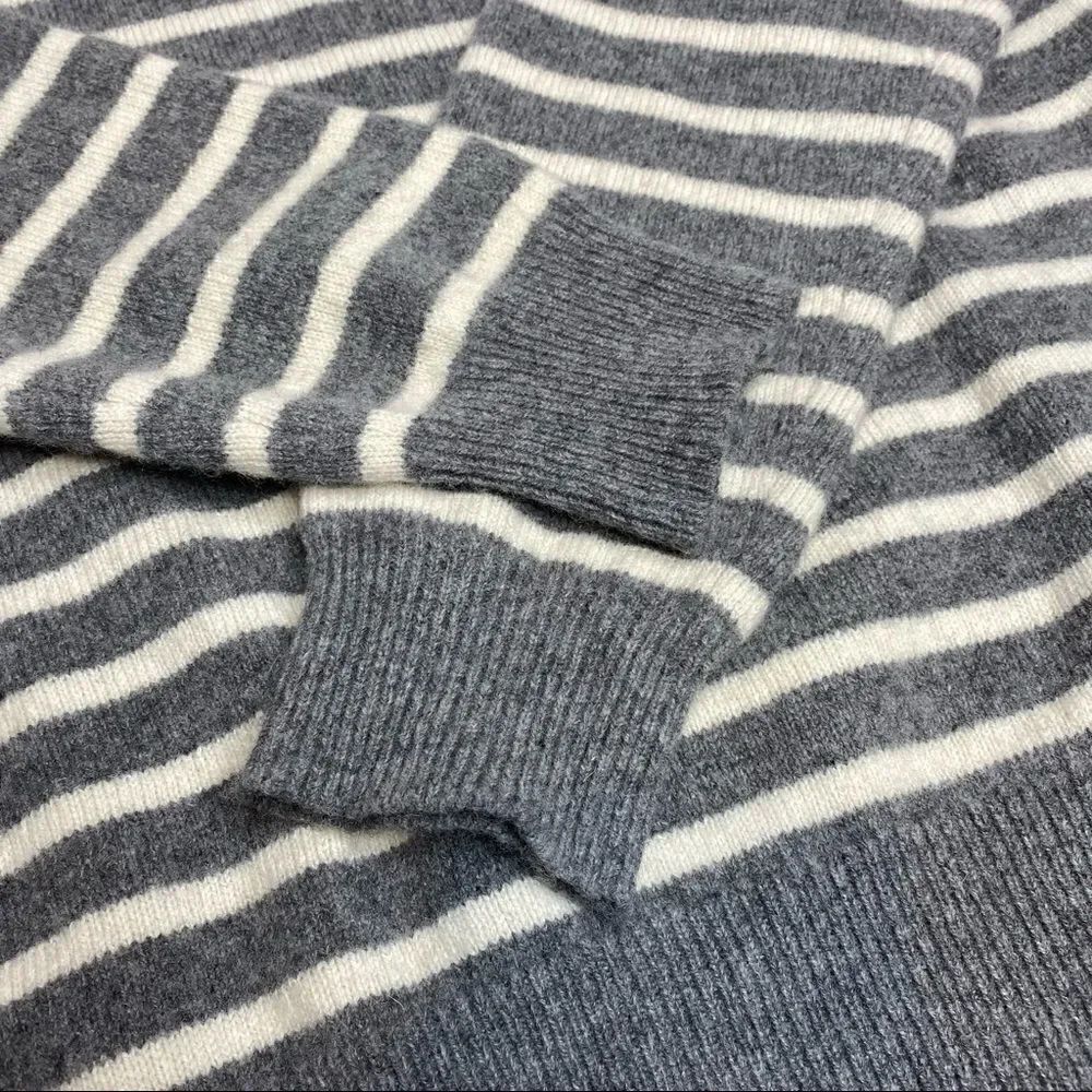 J. Crew Factory gray and white striped lambs wool sweater size L - Picture 10 of 14